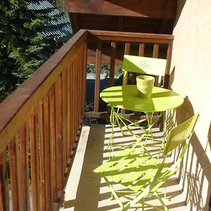 https://les-moulins-de-la-guisane.fr-provencehotel.com